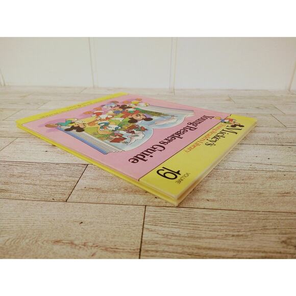 Mickey's Young Reader's Library - Vol. 19 Guide -‎ Vtg 1990 Disney - Picture 12 of 13